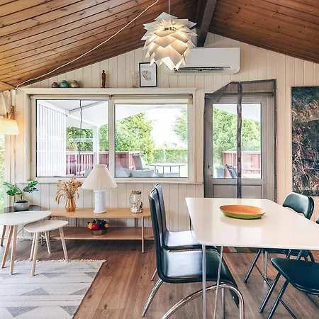 6 Person In Frederikshavn-by Traum *